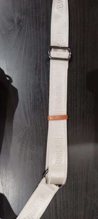 Bolso marca Binnari beige como nuevo
