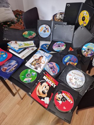 Lote Películas DVD Disney Mickey y Más