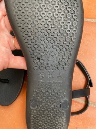 Sandalias Ipanema Negras con Detalles Plateados
