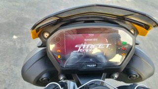 Triumph street triple 765 RS