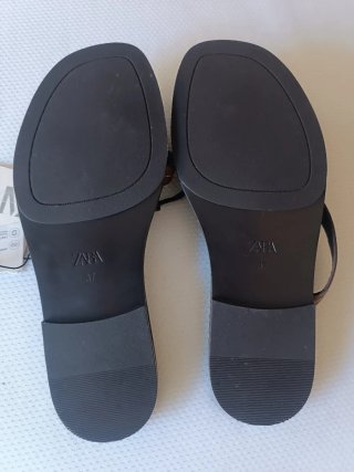 Sandalias planas piel Zara