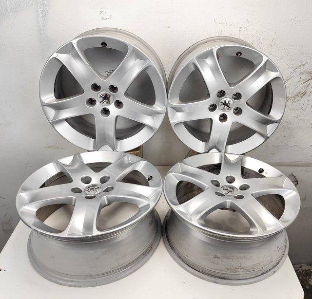 Juego de Llantas Peugeot RIFTER originales