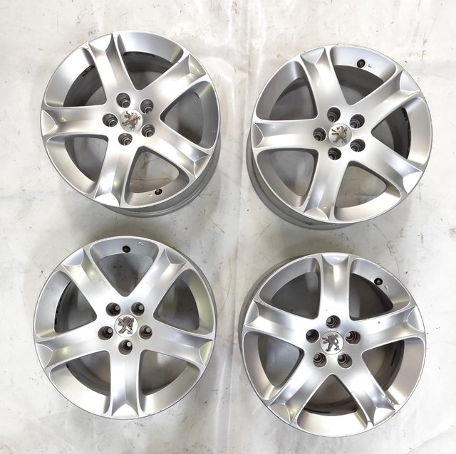 Juego de Llantas Peugeot RIFTER originales