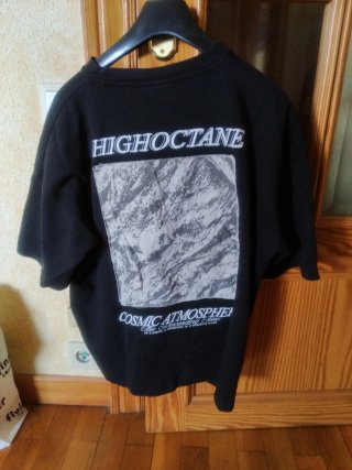 Camiseta Negra Cosmic Atmosphere