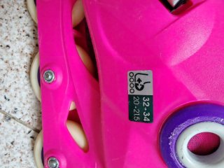 Patines niña Talla 32-34 + Protecciones