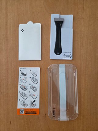 Cristal Protector Pantalla Spigen EZ iPhone 15/16