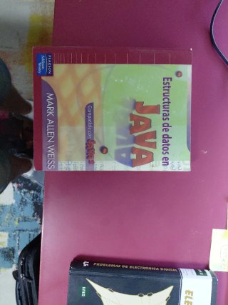 3 libros del primer curso de informática por UNED