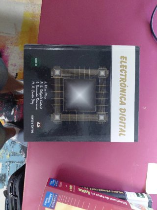 3 libros del primer curso de informática por UNED