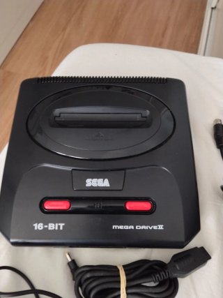 Sega Mega Drive II Negra