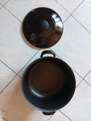 Olla grande Vitrinor negra