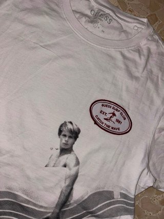 Camiseta Guess Surf Club Estampado Talla L