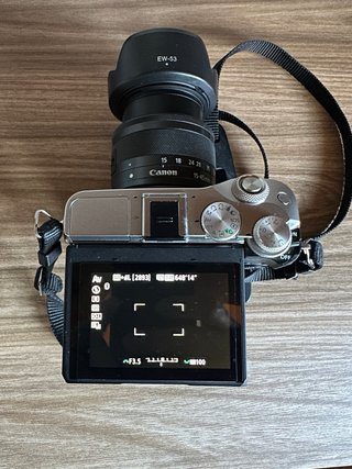 Canon M6 + Obiettivo + Accessori