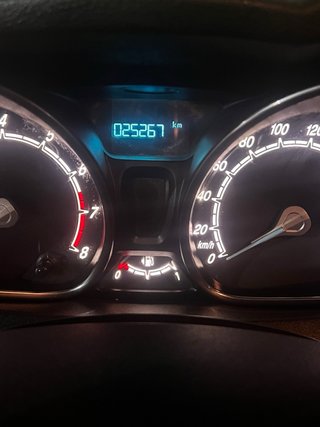 FORD FIESTA TITANIUM