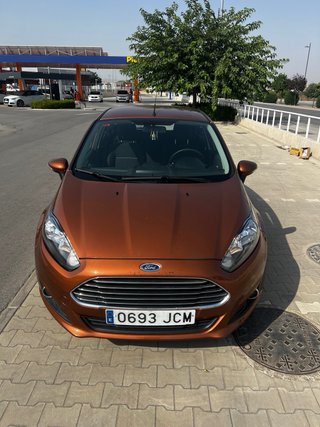 FORD FIESTA TITANIUM