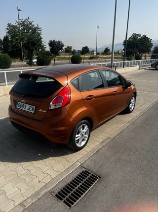 FORD FIESTA TITANIUM