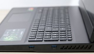 Portátil MSI Alpha 17 C7VF-021XES Ryzen 9