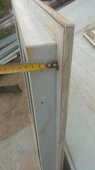 Ventana PVC Blanca con Rejas