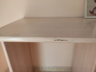Mueble juvenil madera beige floral