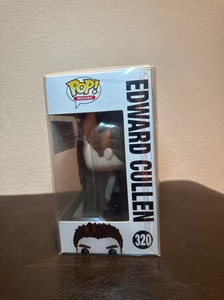 Funko Pop Twilight Saga Bella Swan 321 & Edward 32
