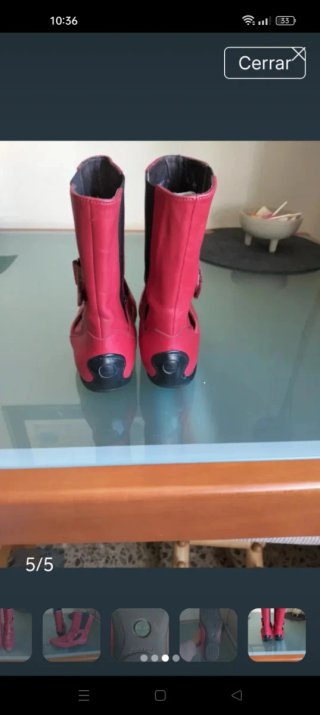 Botines de piel rojo. Marca española Pielsa.