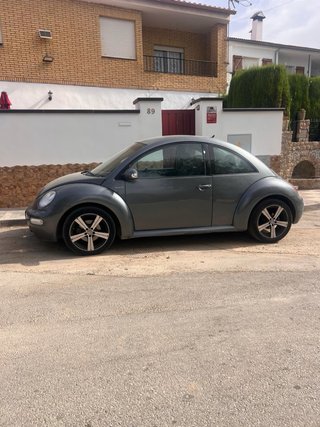 Volkswagen Beetle 1.9 TDI-Muy cuidado-CarPlay