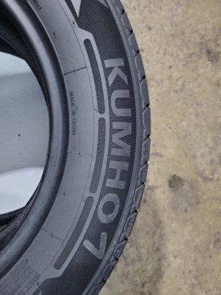 2 Neumáticos 205-65-16c Kumho