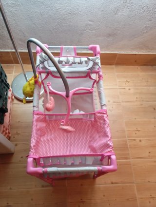 Cuna cambiador de muñecas rosa