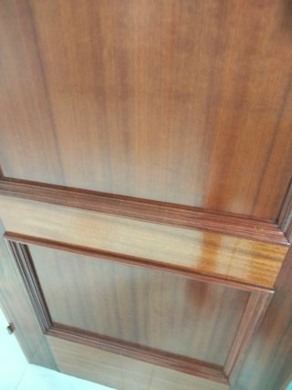 Puerta madera maciza