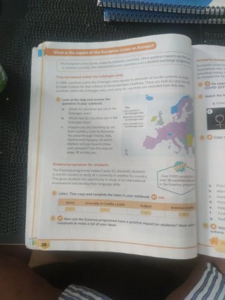 CLIL World, Social Sciences 6, for Castile & Le...