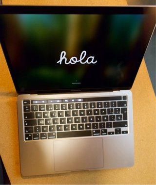 MacBook Pro M1 13 8-core 256GB 8gb RAM