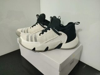Zapatillas Baloncesto Adidas Trae Unlimited 44