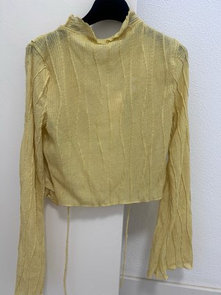 Top Zara volantes y lazos amarillo