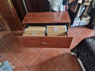 Mueble archivador de madera