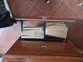 Mueble archivador de madera