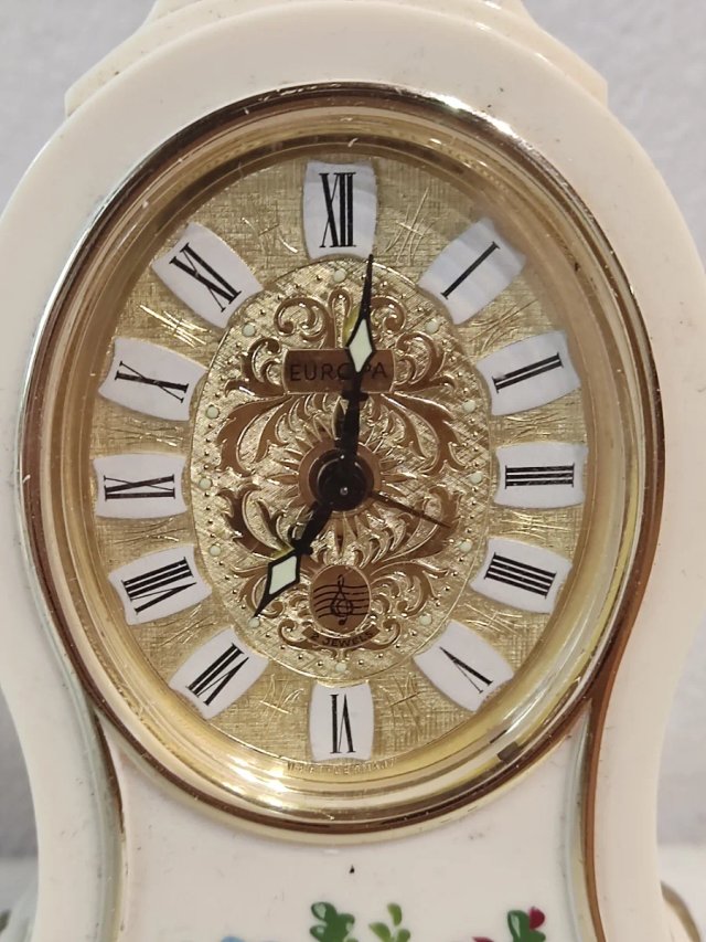 Reloj despertador Europa mecánico