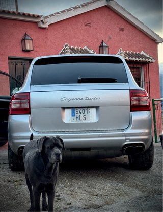 Porsche Cayenne turbo 4.5 v8