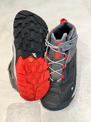 Botas de montaña para niño