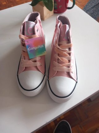 Zapatillas Conguitos rosas talla 36