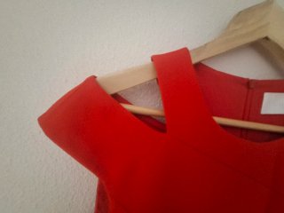 Vestido rojo Hugo Boss Talla DE 36