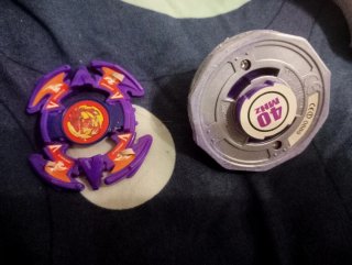 Beyblade Dranzer-V2 RC viola