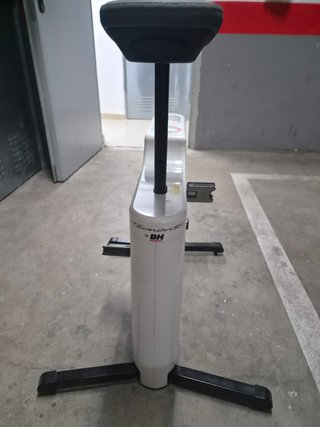 Bicicleta Estática BH Kube Bike YF100