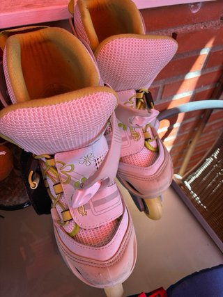 2 pares patines + rodilleras + bolsa