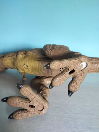 Figura Dinosaurio T-Rex. Jurassic World y regalo
