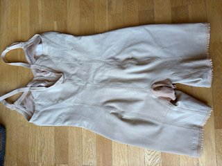 Body completo Faja Moldeadora Beige Vintage