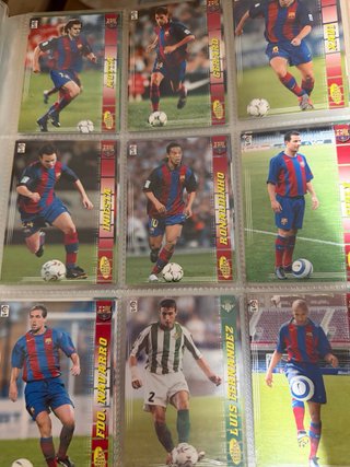 Álbum Megacracks Liga 2004-2005 con 501 cartas