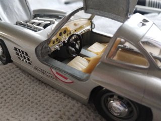Modellino Mercedes sl