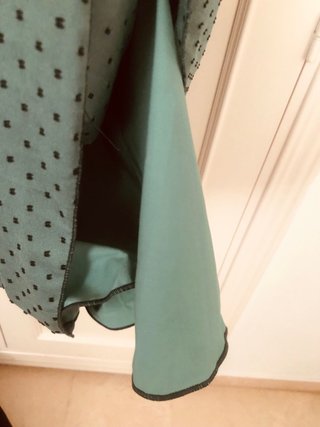 Falda rociera verde con lunares