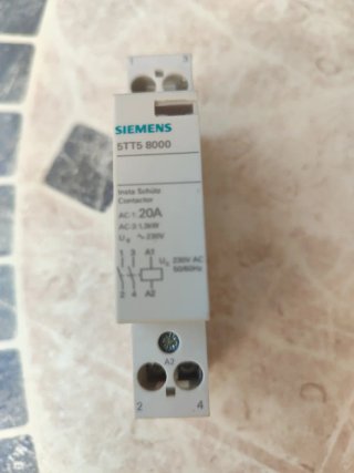 Siemens 5TT5 8000 Contactor 2 Polos 20A