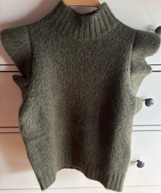 Jersey T.S de Lana sin Mangas de Zara nuevo