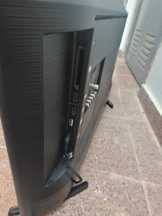 Televisión Samsung Negra UE32N4005AW32"